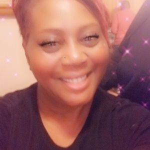 Meet your Posher, Lynda